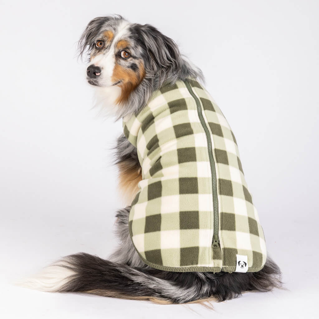 Fleece Dog Coat with Back Zip for Medium Dogs.