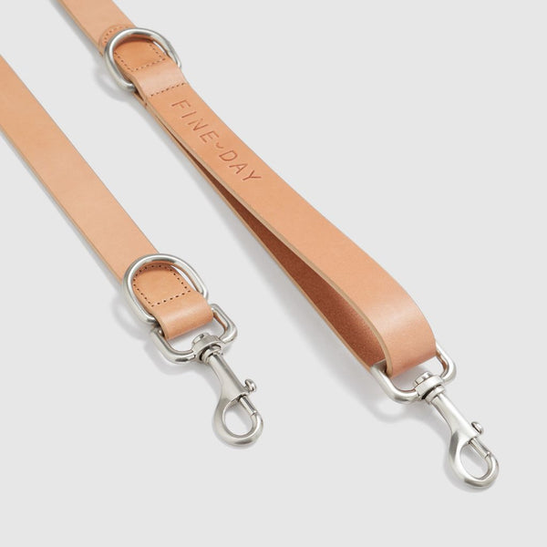 Tan leather dog lead Snoot Style
