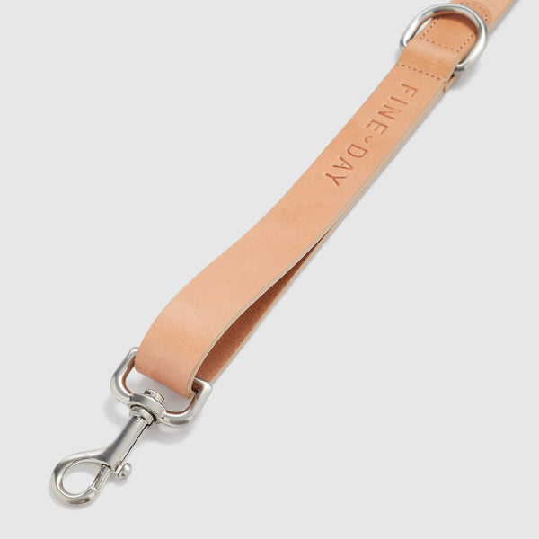 Premium tan leather dog lead Snoot Style